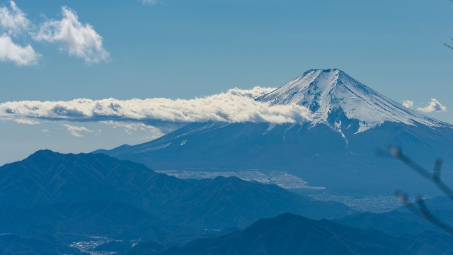 富士山と鹿留山@三頭山