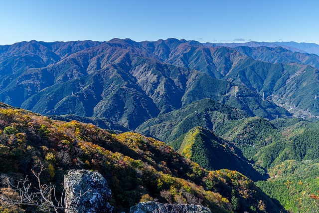 長沢背稜・奥秩父の山々＠雨乞岩