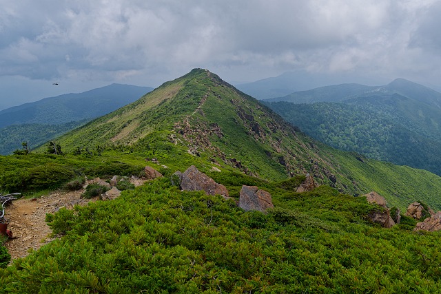 小至仏山へ向かう