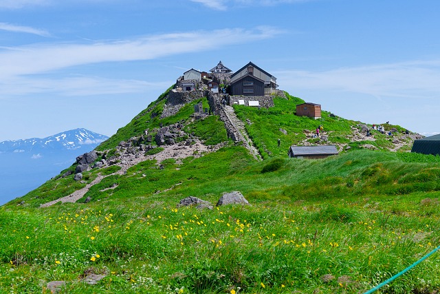 月山神社と鳥海山