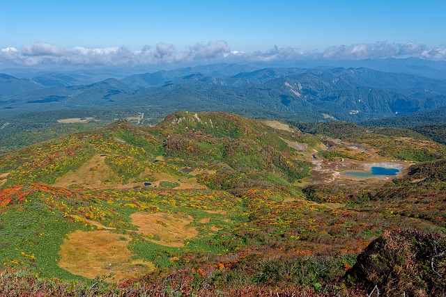 御駒岳手前のビューポイントから眺める昭和湖