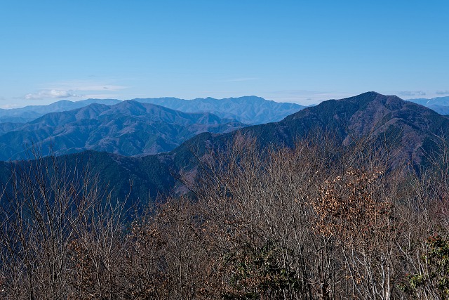 御前山・三頭山・大菩薩＠大岳山