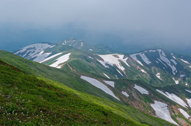 姥ヶ岳と湯殿山@月山
