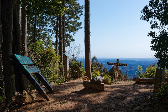 多峯主山の背後に都心＠永田山