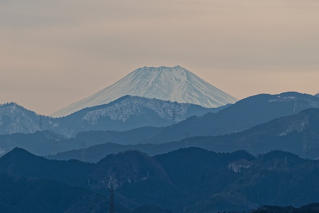 多峯主山から仰ぐ富士山